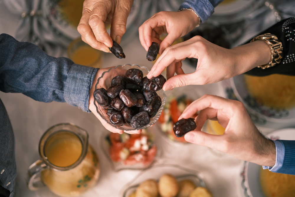 دعوة لحضور إفطار رمضان المبارك